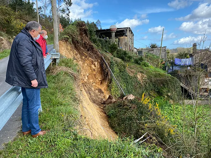O alcalde visit&oacute; a parroquia de Lendo para evaluar os danos