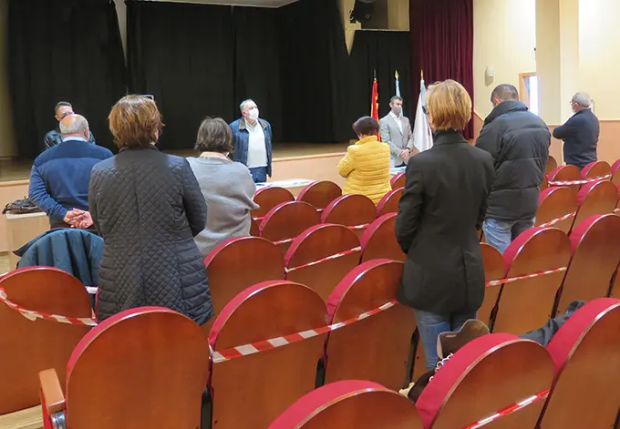 Pleno do Concello da Laracha antes de aprobar da orde do d&iacute;a no mes de marzo