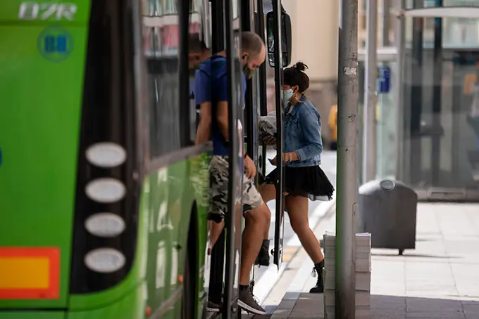 A Conseller&iacute;a de Mobilidade da Xunta lanz&oacute; a tarxeta Xente Nova