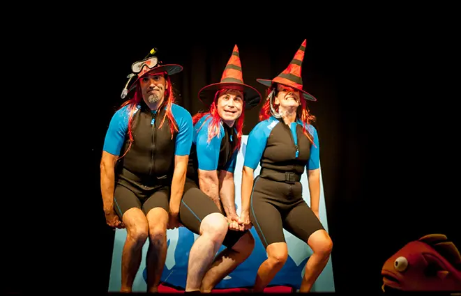 Teatro infantil con Acuario, en Cai&oacute;n, unha peza de Ghazafelhos baseada no libro de poemas de Mar&iacute;a Canosa 