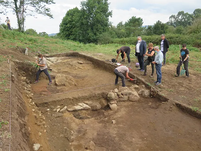 O obradoiro organizado por A Laracha e Arteixo aposta polos traballos no Castro de Montes Claros