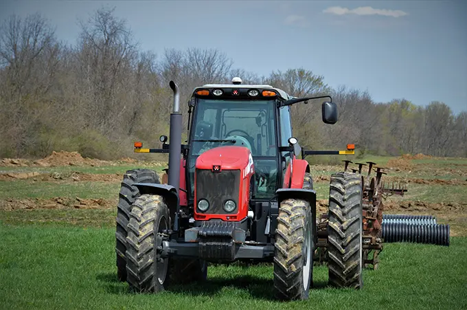 Inspecci&oacute;ns t&eacute;cnicas de veh&iacute;culos agr&iacute;colas e de ciclomotores na Laracha