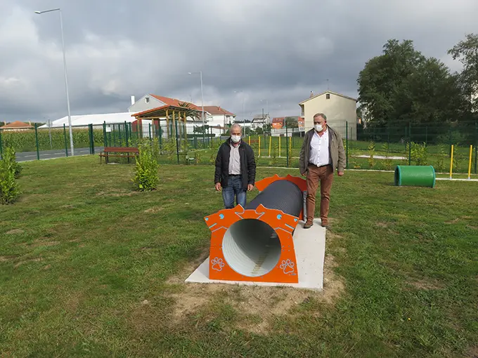 Apertura oficial do novo espacio canino na Laracha