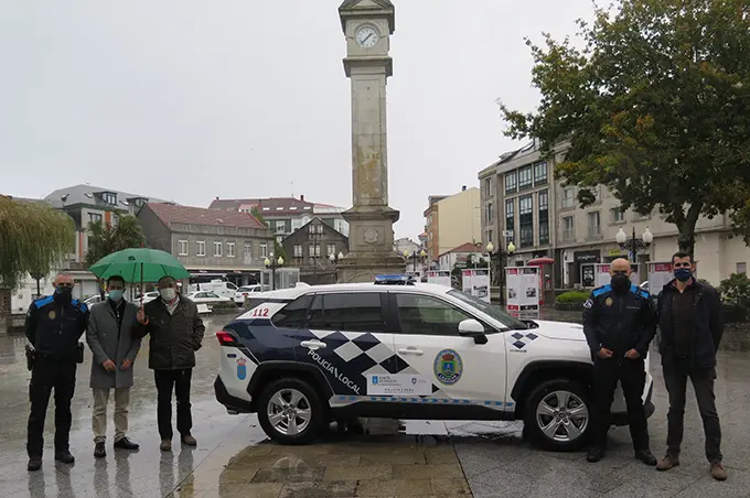 Presentaci&oacute;n do novo veh&iacute;culo policial de A Laracha