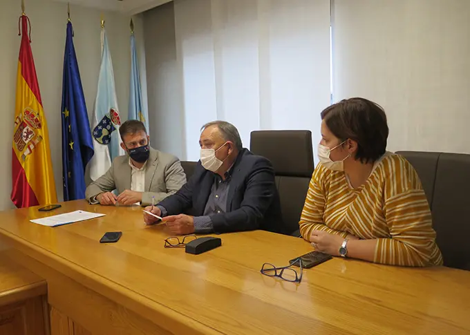 O programa foi presentado polo alcalde e o delegado da Xunta de Galicia, Gonzalo Trenor xunto a concelleira Roc&iacute;o L&oacute;pez