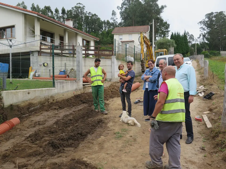 Obras mellora rede viaria na estrada de Vilanova