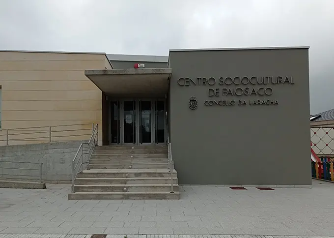Apertura dos centros sociais da Laracha