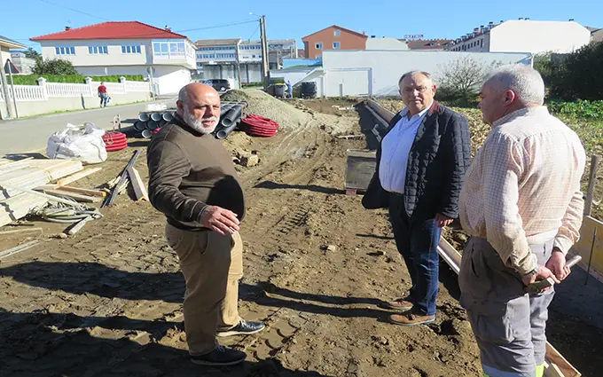 Obras de reordenaci&oacute;n do entorno do IES Agra de Lebor&iacute;s, A Laracha
