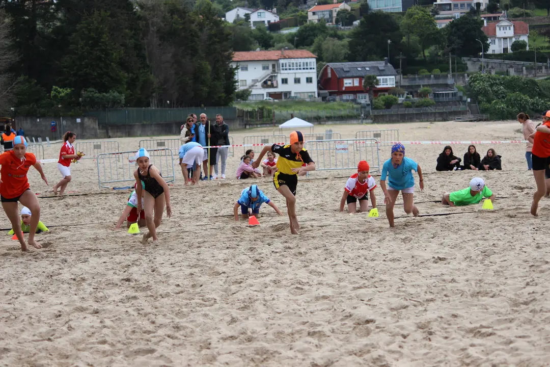 Representante do Salvamento Acu&aacute;tico Laracha no Campionato Galego de Praia.
