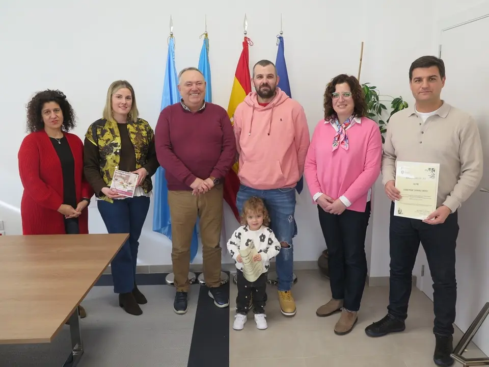 Entrega de premios del programa "Agasalla comercio local, ten premio".