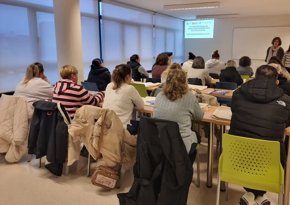 Programa integrado de empleo en materia de gesti&oacute;n socioeducativa del comedor escolar,