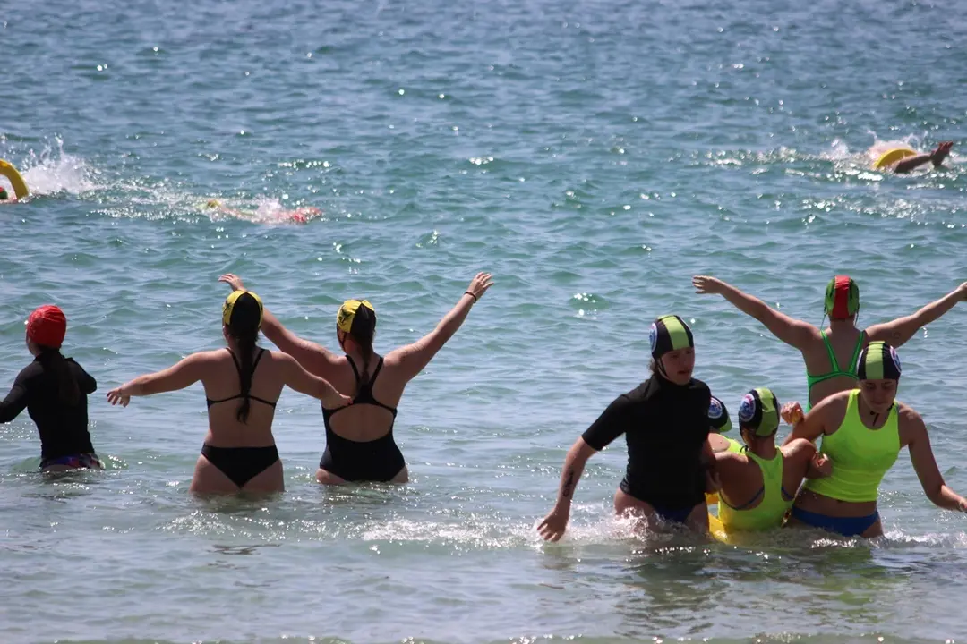 El Club SAL inicia la temporada de playa con grandes resultados en Sanxenxo.