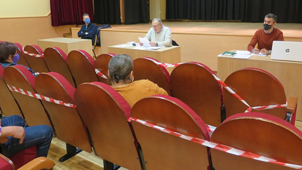 Imaxe do pleno ordinario do Concello da Laracha (arquivo)