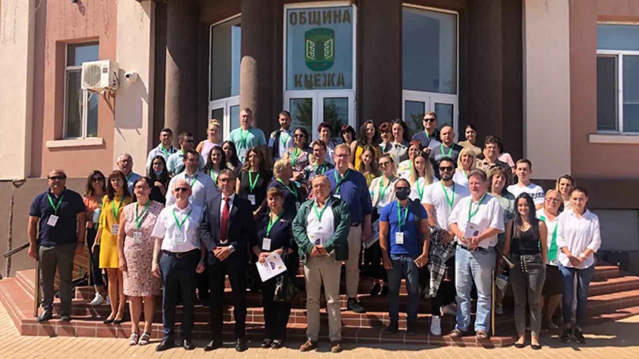 Participantes do evento celebrado en Sof&iacute;a e Knezha, Bulgaria