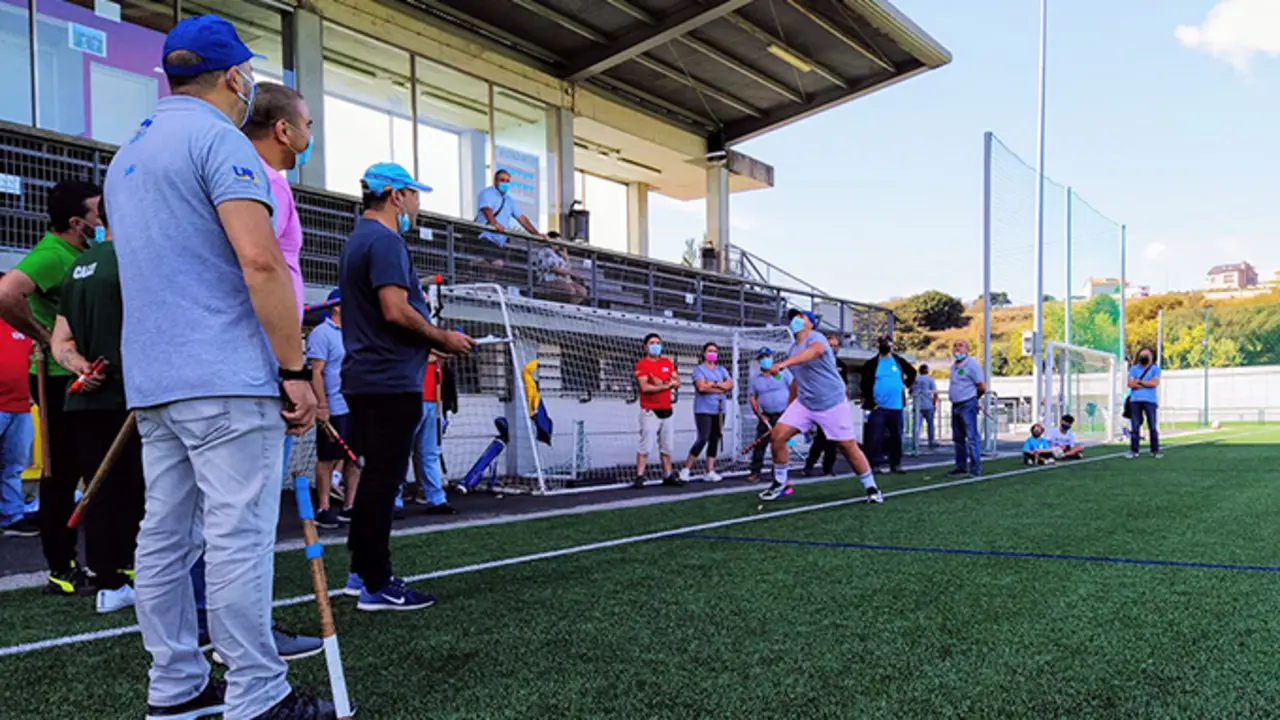 A primeira xornada foi no campo de f&uacute;tbol Ponte dos Brozos do Concello de Arteixo