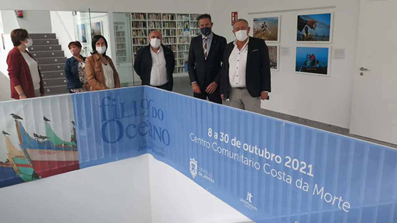 Inauguraci&oacute;n da exposici&oacute;n documental en Cai&oacute;n