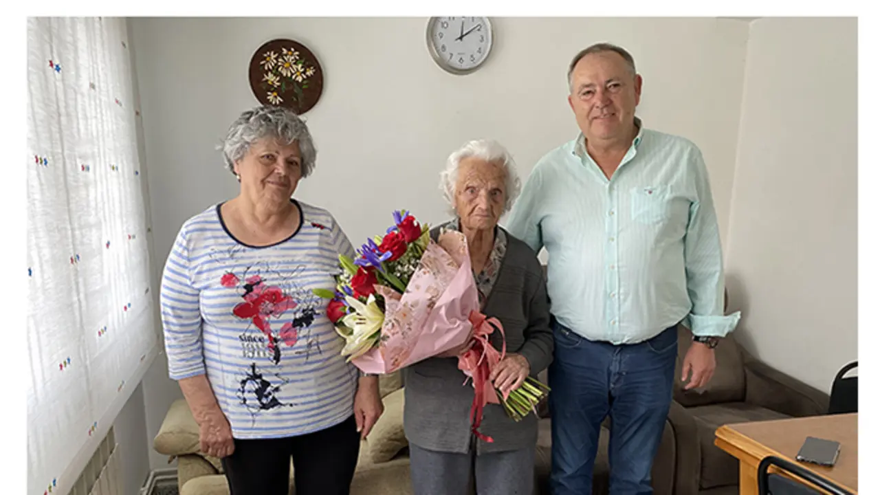 Aniversario da se&ntilde;ora Asunci&oacute;n o pasado venres 20