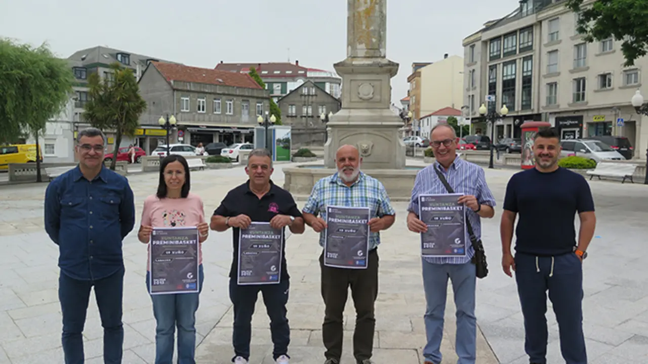 Presentaci&oacute;n da xuntanza onte na Laracha