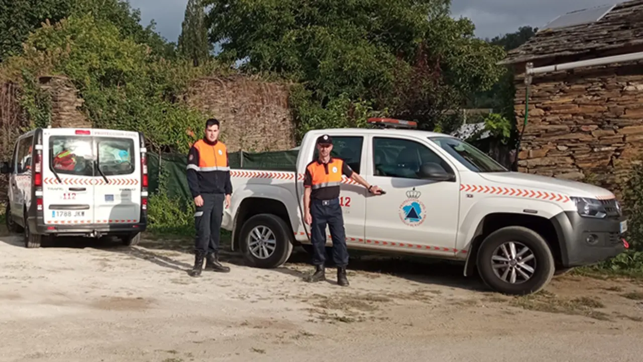 Voluntarios de Protecci&oacute;n Civil da Laracha desplazados a Lugo