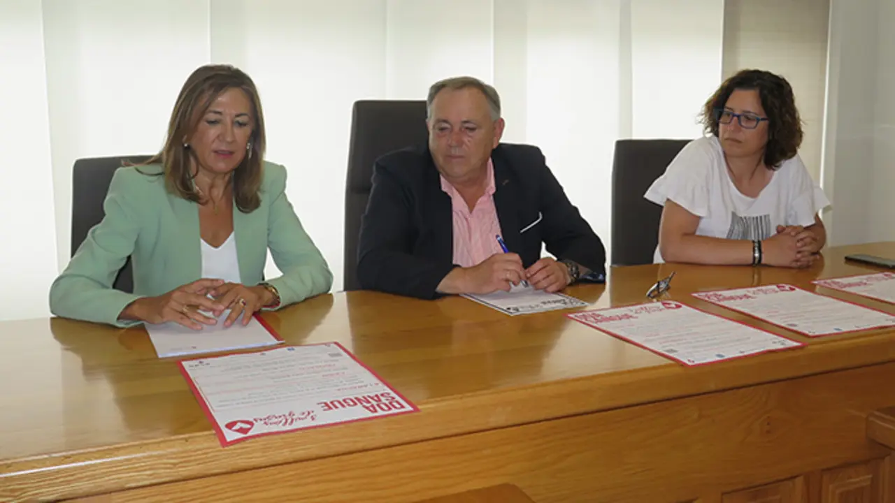 Reciente presentaci&oacute;n da campa&ntilde;a de ADOS na Laracha