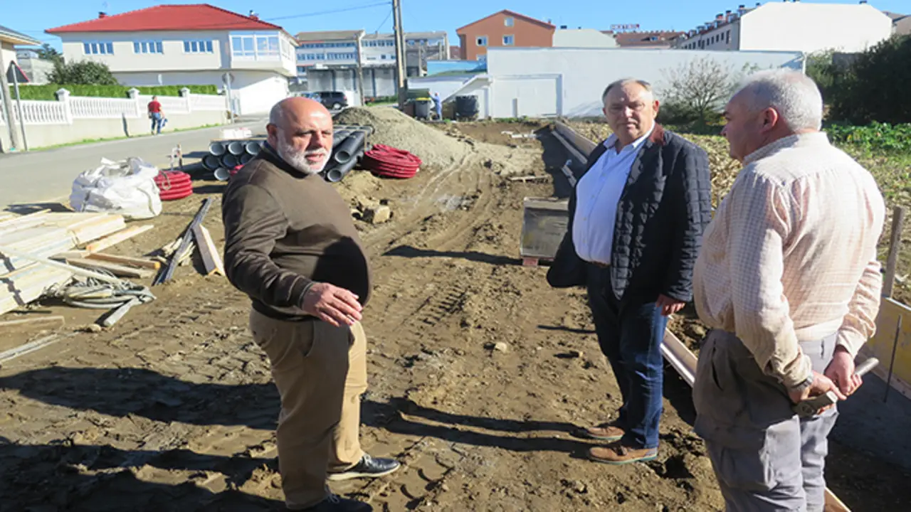 Obras de reordenaci&oacute;n do entorno do IES Agra de Lebor&iacute;s, A Laracha