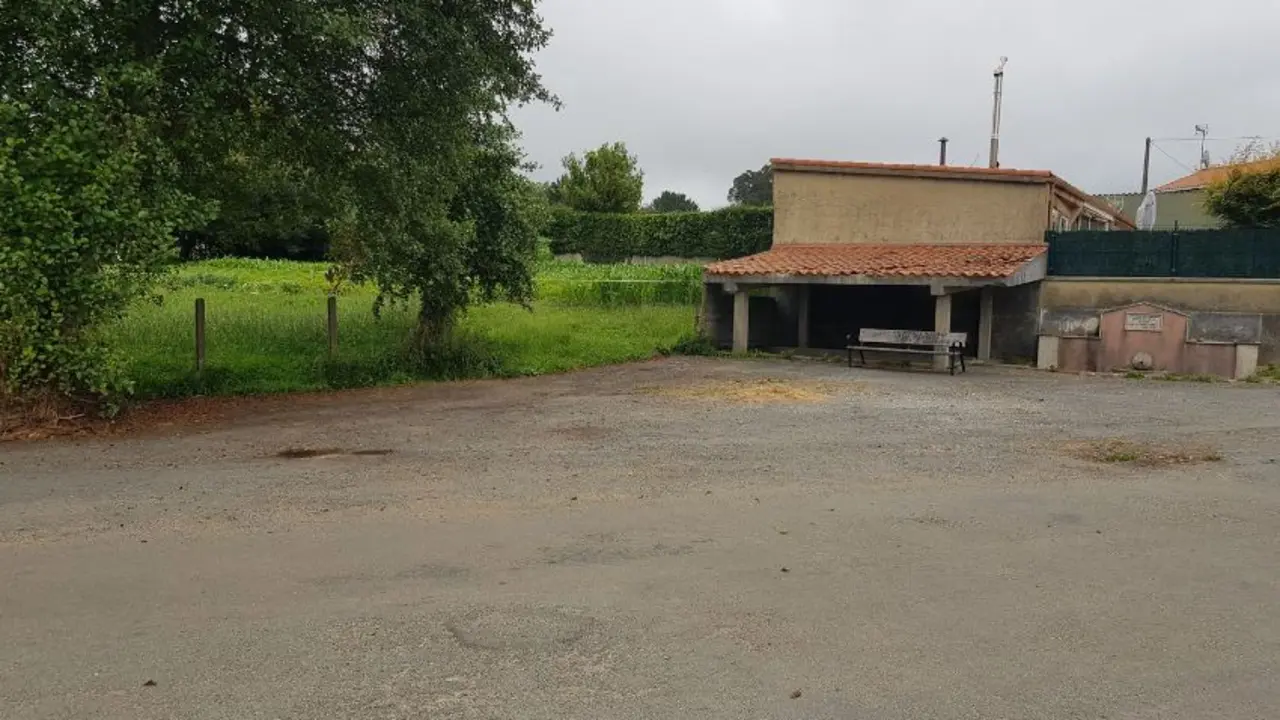 Ampliaci&oacute;n da rede de saneamento en Erboedo.
