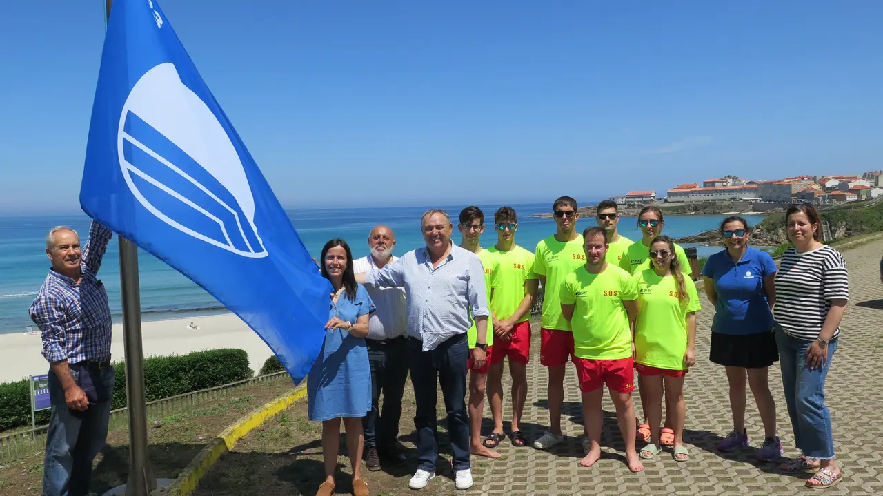 izado bandeira azul cai&oacute;n
