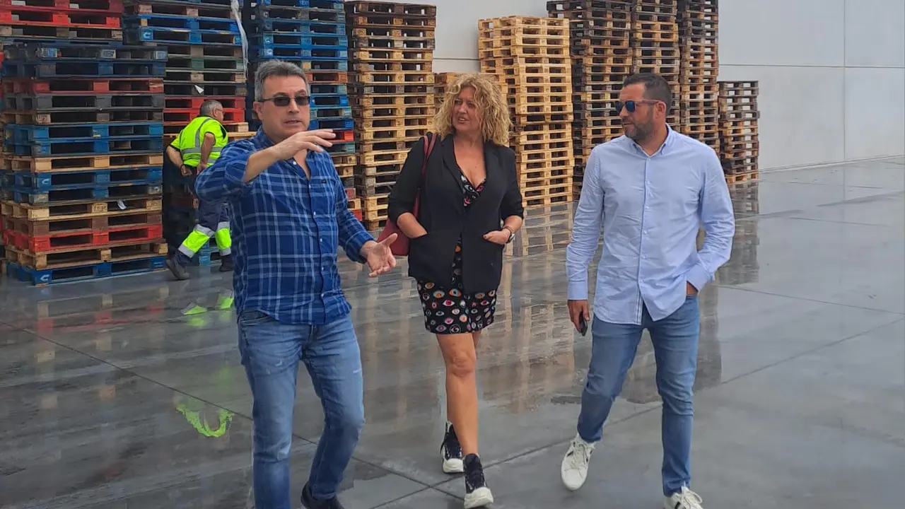 Beatriz Sestayo en su visita a las nuevas instalaciones de "Vicente Su&aacute;rez".