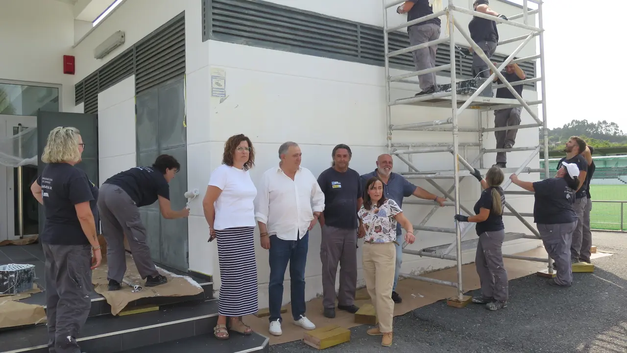 Obradoiro de emprego "A Laracha IX" nos vestiarios do campo Municipal da Laracha.