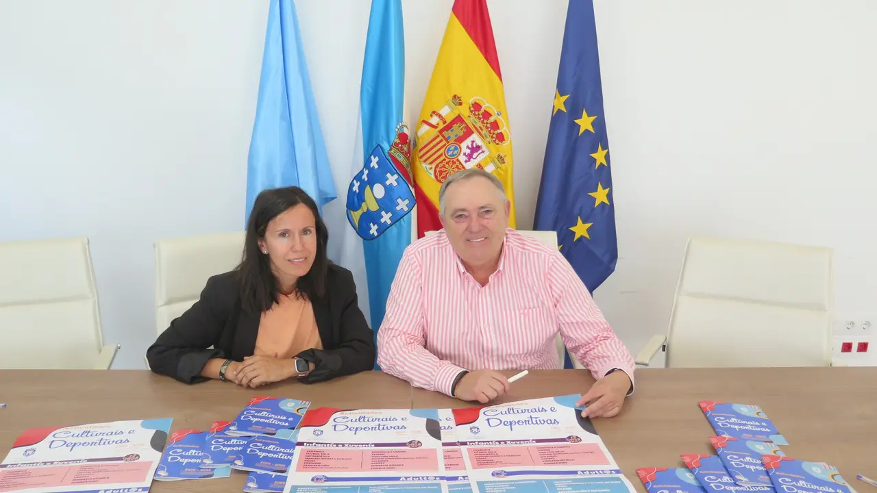 Presentaci&oacute;n  do programa das actividades culturais e deportivas na Laracha.