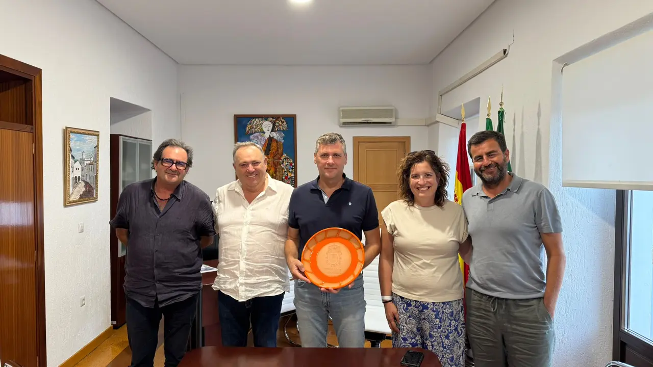 O alcalde re&uacute;nese en Jimena de la Frontera co rexedor da localidade e cos fillos de Jos&eacute; Regueira Ramos.