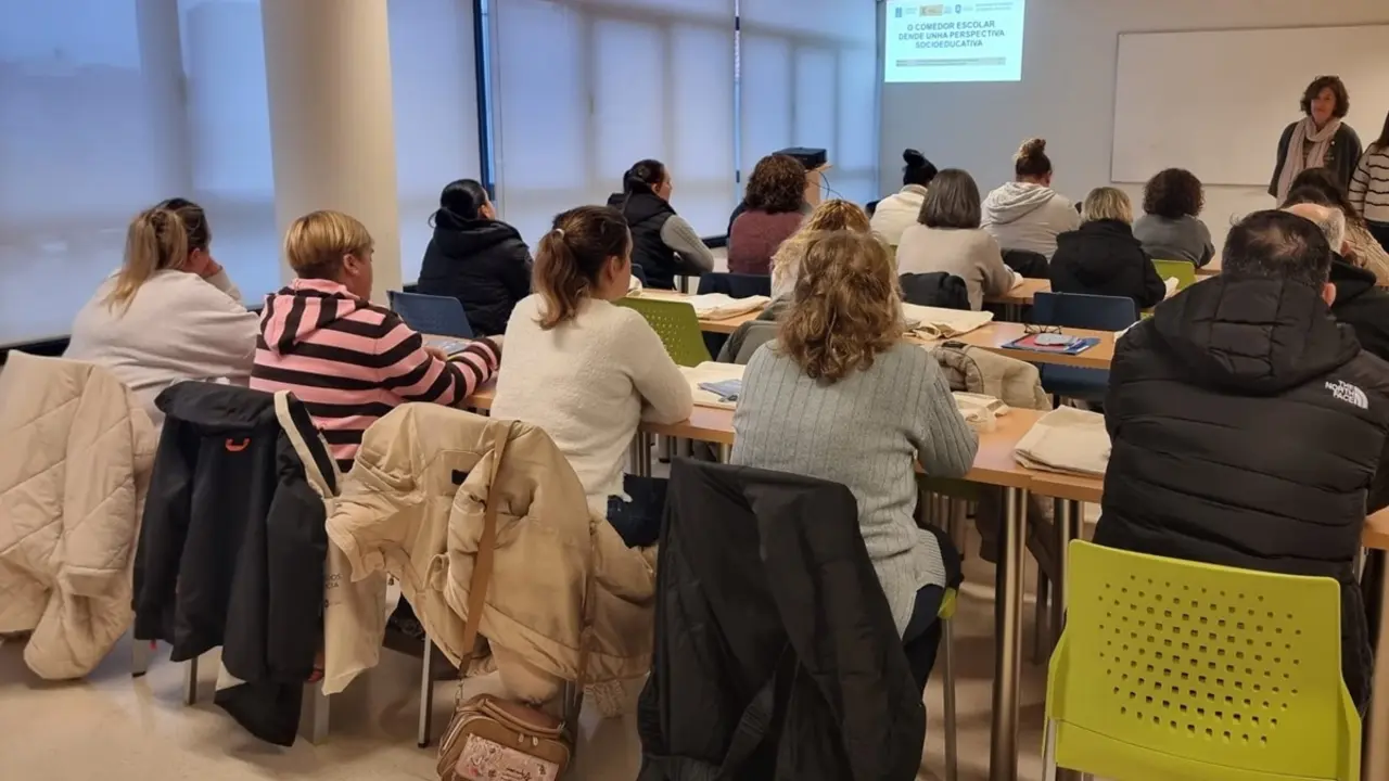 Programa integrado de empleo en materia de gesti&oacute;n socioeducativa del comedor escolar,
